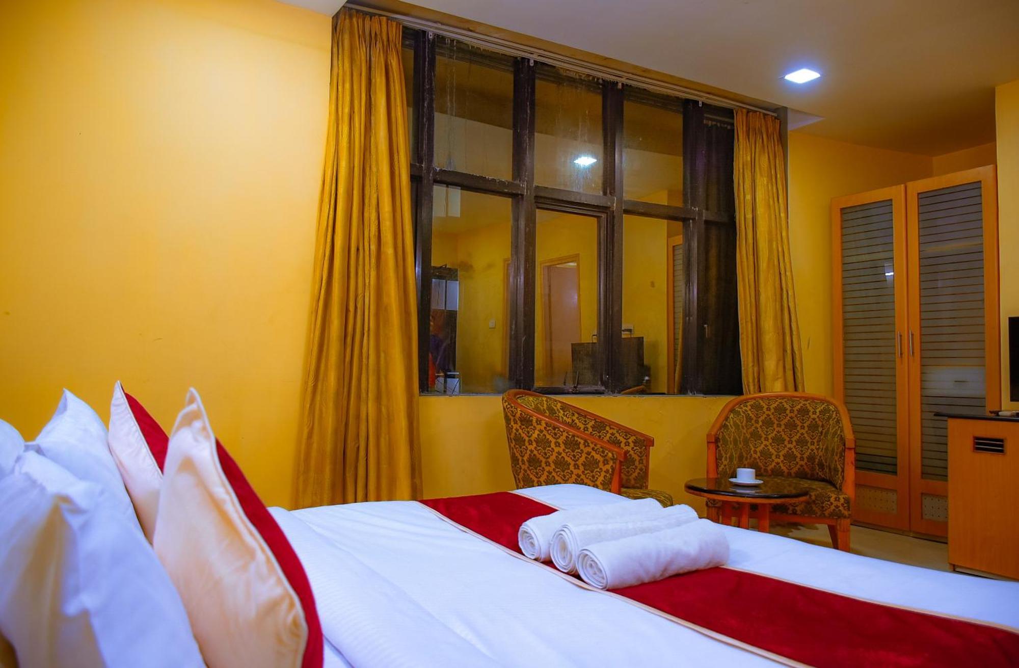 Naksha Tree Hotels - Mogappair Chennai Exterior foto